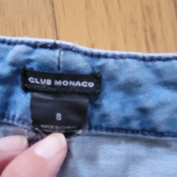 Club Monaco denim skirt - Picture 2 of 3
